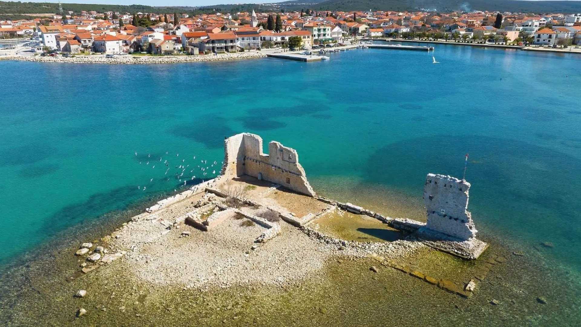 Apartman Luce Sukošan 0*,  Croácia